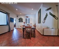 VILLA EN ONDARA CON TERRENO DE 10.000 Y LAGO ARTIFICIAL