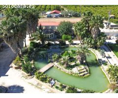 VILLA EN ONDARA CON TERRENO DE 10.000 Y LAGO ARTIFICIAL