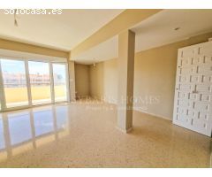 APARTAMENTO REFORMADO DE 2 DORMITORIOS CON VISTAS AL MAR