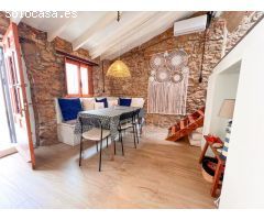 ENCANTADORA CASA DE PUEBLO TOTALMENTE REFORMADA