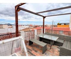 ENCANTADORA CASA DE PUEBLO TOTALMENTE REFORMADA