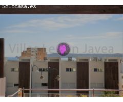 Adosado reformado para ALQUILER DE INVIERNO en el puerto de Jávea