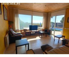 CASA DE 300 M2, CON PISCINA Y VISTAS A MAR