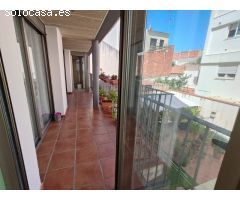 PISO EN PLENO CENTRO DE CALELLA CON TERRAZA