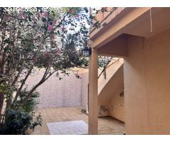 CASA DE PUEBLO CON PATIO EN CALLE IGLESIA