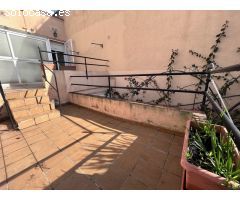 CASA DE PUEBLO CON PATIO EN CALLE IGLESIA