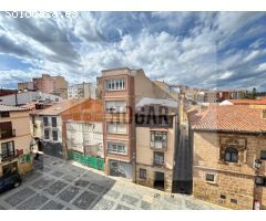 PISO DE 4 HABITACIONES