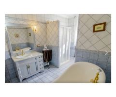 Hermosa casa de 7 habitaciones, con Licencia Turística, con piscina privada y