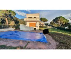Oportunidad, casa por terminar con piscina en Calonge, COSTA BRAVA