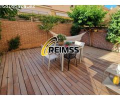 Hermosa casa adosada de 4 habitaciones a escasos pasos de la playa en Sant Feliu