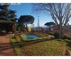Casa con piscina y vistas al mar en Platja dAro