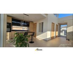 ¡Gran oportunidad! Casa nueva con piscina de agua salada en Vidreres por el
