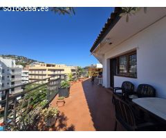 Espectacular ático con un gran balcón de 50 m2 en la COSTA BRAVA