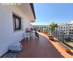 Espectacular ático con un gran balcón de 50 m2 en la COSTA BRAVA