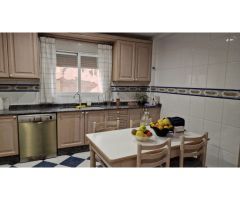 MAGNIFICA CASA EN ALBERIC DE 6 DORMITORIOS, 2 BAÑOS Y 1 ASEO