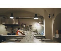 Restaurante en traspaso en CÁNOVAS