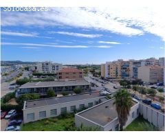 Ático dúplex seminuevo con terraza y balcón , en perfecto estado de conservación