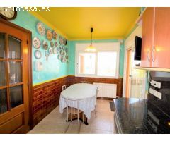 Casa soleada a 4 vientos, con piscina y jardines, y garaje para 4 vehículos