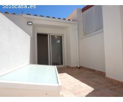 Casa de pueblo A ESTRENAR en el centro de Pineda, a 200 metros del ayuntamiento.