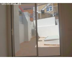 Casa de pueblo A ESTRENAR en el centro de Pineda, a 200 metros del ayuntamiento.
