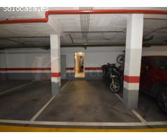 Adosado en Venta en Los Boliches, Fuengirola | Con Garaje Incluido.