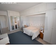 Espectacular Ático de 3 Dormitorios con Vistas al Mar en Torreblanca,