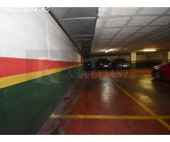 Plaza de parking en venta en zona céntrica de Fuengirola.