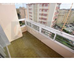 Amplio Piso en Venta en Zona Sohail, Fuengirola | Urbanización con Piscina y