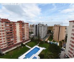 Amplio Piso en Venta en Zona Sohail, Fuengirola | Urbanización con Piscina y