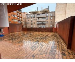Piso Renovado con Gran Terraza en el Centro de Fuengirola | ¡A 5 minutos de la