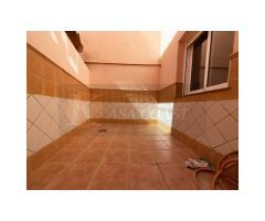 Oportunidad en Las Lagunas, Mijas Costa | Planta Baja con Patio Privado.