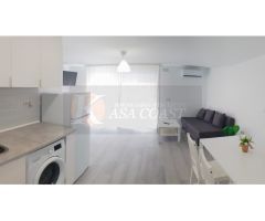 Piso Renovado con Vistas al Mar en 2ª Línea de Playa | Pleno Centro de