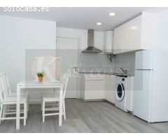 Piso Renovado con Vistas al Mar en 2ª Línea de Playa | Pleno Centro de