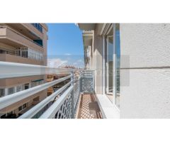Piso en Venta en Avenida de Mijas, Fuengirola | Con Garaje Incluido.