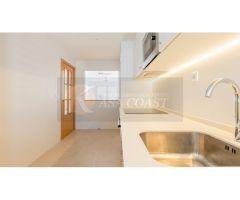 Piso en Venta en Avenida de Mijas, Fuengirola | Con Garaje Incluido.