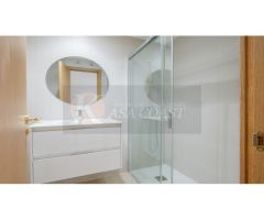 Piso en Venta en Avenida de Mijas, Fuengirola | Con Garaje Incluido.