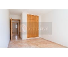 Piso en Venta en Avenida de Mijas, Fuengirola | Con Garaje Incluido.