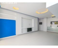 BAJOS CON JARDIN COMPLETAMENTE REFORMADO