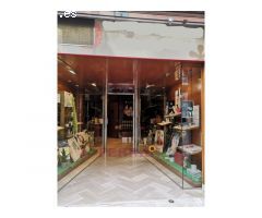 Bonito local en calle Aribau