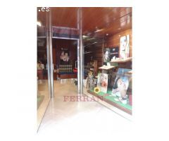 Bonito local en calle Aribau