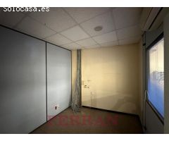 Local comercial en alquiler, Muntaner, Barcelona.