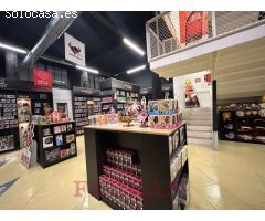 Local comercial en VENTA, carrer Bailen. Dreta de lEixample