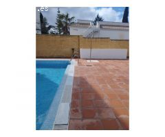 Coqueto piso con piscina en Alcaucín!