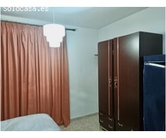 Gran casa con garaje en Riogordo!