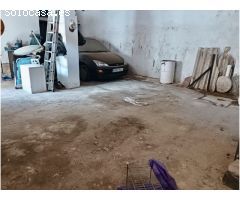 Gran casa con garaje en Riogordo!