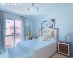 Impresionante Chalet con piscina en Torre del Mar!