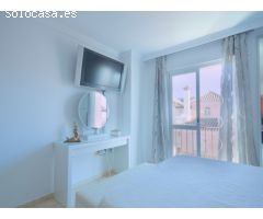Impresionante Chalet con piscina en Torre del Mar!