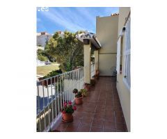 AMPLIO CHALET CON PISCINA EN VIÑA MALAGA!