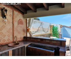 AMPLIO CHALET CON PISCINA EN VIÑA MALAGA!