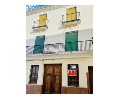ENCANTADORA VIVIENDA EN PLENO CENTRO